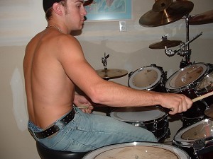 drumming                 